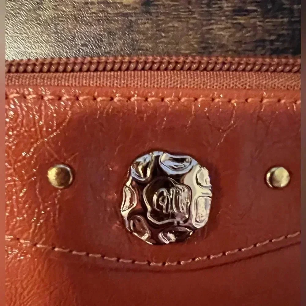 Chi by Carlos Falchi | ladies leather wristlet